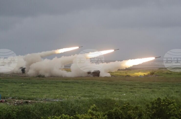 Тайван започна мащабни военни учения на фона на натиск от страна на Пекин