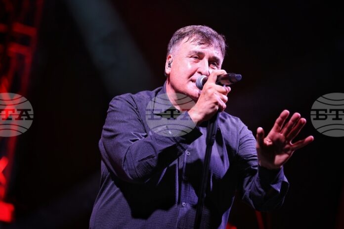 Веселин Маринов ще изнесе концерт в родния си град Полски Тръмбеш