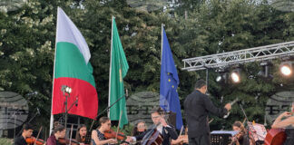 За поредна година Лятната музикална академия „Роза“ събра млади музиканти от страната и чужбина на сцената в Шипка