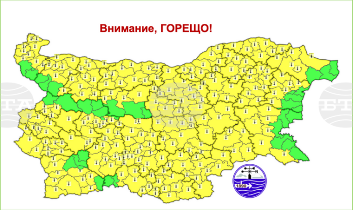 Жълт код за опасно горещо време е обявен за почти цялата страна