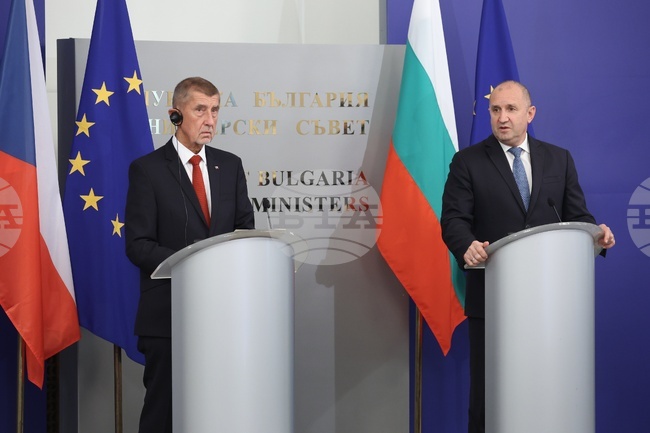 Румен Радев и Андрей Бабиш