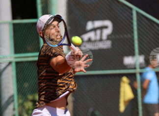 Адриан Андреев се класира за полуфиналите на сингъл на ATP Challenger 75 турнира по тенис в Пловдив Адриан Андреев се класира за полуфиналите на сингъл на ATP Challenger 75 турнира по тенис в Пловдив