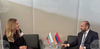 България разширява политическия и икономическия диалог с партньори от различни региони, каза външният министър Велислава Петрова