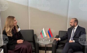 България разширява политическия и икономическия диалог с партньори от различни региони, каза външният министър Велислава Петрова