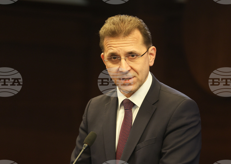България развива ядрената си енергетика, модернизира електромрежата и разгръща енергийното съхранение, каза зам.-министърът на енергетиката Кирил Темелков