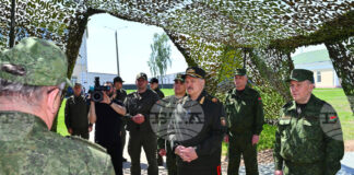 Беларус проведе военни учения по границата с ЕС