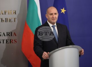Румен Радев