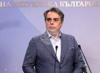 Асен Василев