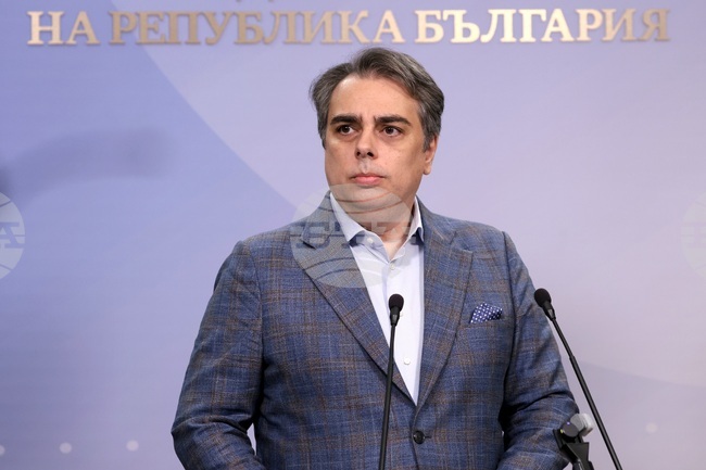 Асен Василев