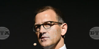 Чешкият милиардер Даниел Кретински стана най-големият акционер в английския Уест Хям