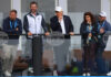 Доналд Тръмп продължава визитата си в Ирландия след вчерашния скандал, предизвикан от изказването му за обединението на страната