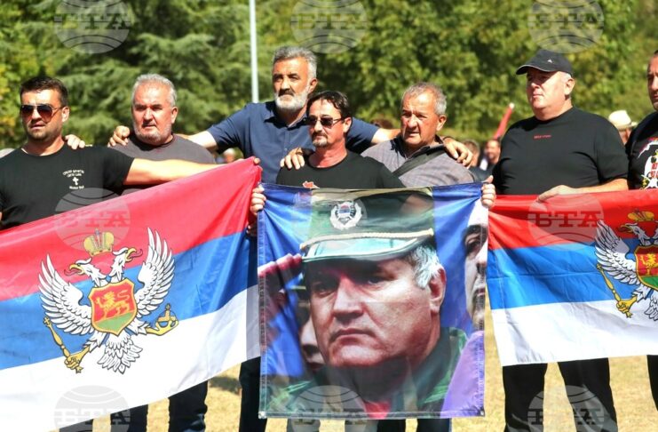 Десетки хиляди дойдоха на погребението на Ратко Младич в Белград