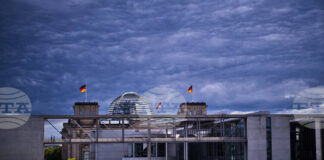 Германия е използвала неправомерно над една трета от допълнителния дълг, изтеглен за отбрана през 2025 г., отчита „Ифо“
