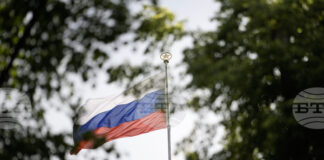 Германия разреши на специален руски полет да извози служителите на закритото консулство на Русия в Бон