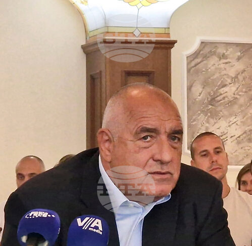 Илияна Йотова е мой идеологически противник, създал съм ГЕРБ, за да победя БСП, каза Бойко Борисов в Пазарджик