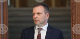 Кандидатите за новия Висш съдебен съвет от професионалната квота трябва да са с безупречен морал, каза министърът на правосъдието