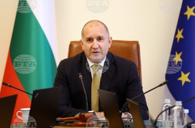 Румен Радев