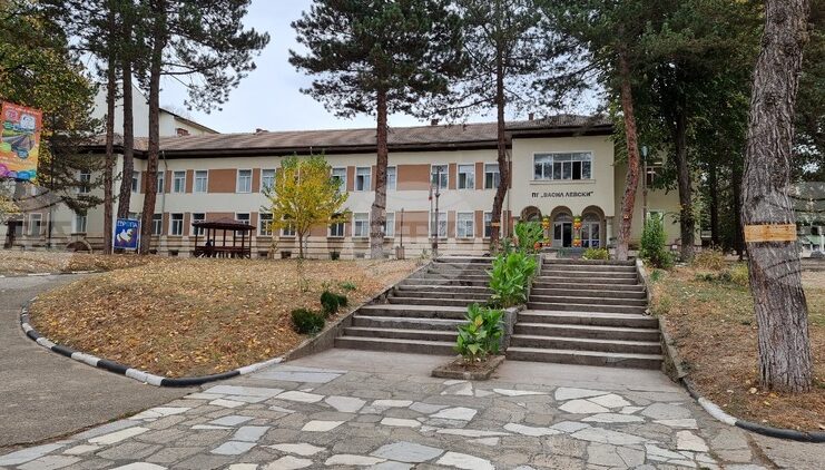 Министърът на отбраната Димитър Стоянов ще открие учебната година в Професионалната гимназия „Васил Левски“ в Мездра