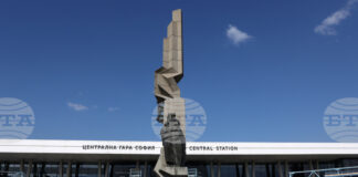 Министрите на транспорта и туризма ще открият днес кампания за популяризиране на България чрез влаковете на БДЖ