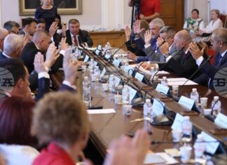Парламентарната здравна комисия прие на първо гласуване предложения за законови промени, засягащи производството и вноса на дентална амалгама Парламентарната здравна комисия прие на първо гласуване предложения за законови промени, засягащи производството и вноса на дентална амалгама
