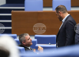 Парламентът отхвърли проект на решение, с който Министерският съвет да поиска изключение от забраната за внос на руски нефтопродукти