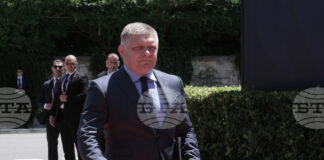 Партията на словашкия премиер призова коалиционните си партньори да прекратят споровете