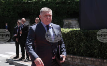 Партията на словашкия премиер призова коалиционните си партньори да прекратят споровете