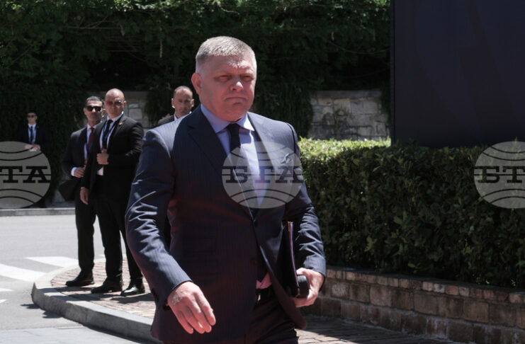 Партията на словашкия премиер призова коалиционните си партньори да прекратят споровете