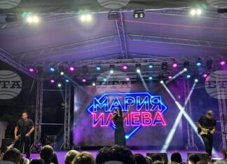 Празникът на Добрич беше отбелязан с концерт на Мария Илиева Празникът на Добрич беше отбелязан с концерт на Мария Илиева