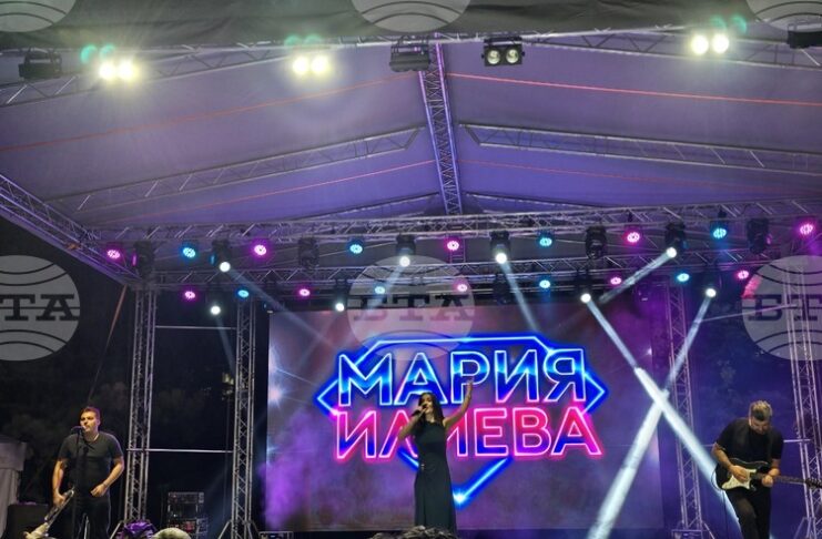 Празникът на Добрич беше отбелязан с концерт на Мария Илиева