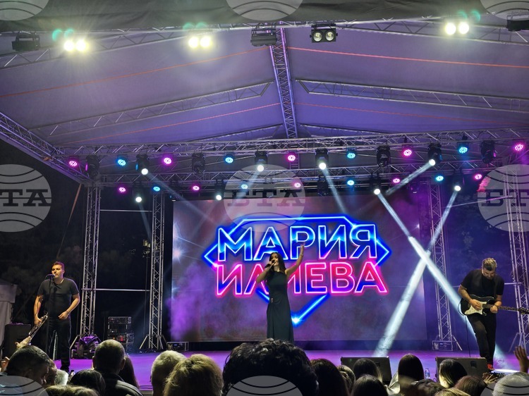 Празникът на Добрич беше отбелязан с концерт на Мария Илиева