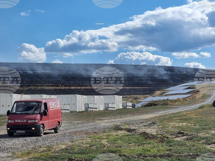 През изминалото денонощие в страната са потушени 135 пожара, един човек е пострадал