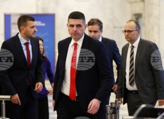 "Демократична България" предлага създаване на временна комисия за установяване на хибридни атаки и саботажи през последните 15 години