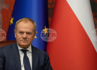 РАЗШИРЕНА
                                                                                                Полският премиер Туск предупреди, че Русия може да готви атаки с дронове и ракети срещу Полша и други страни, подкрепящи Украйна