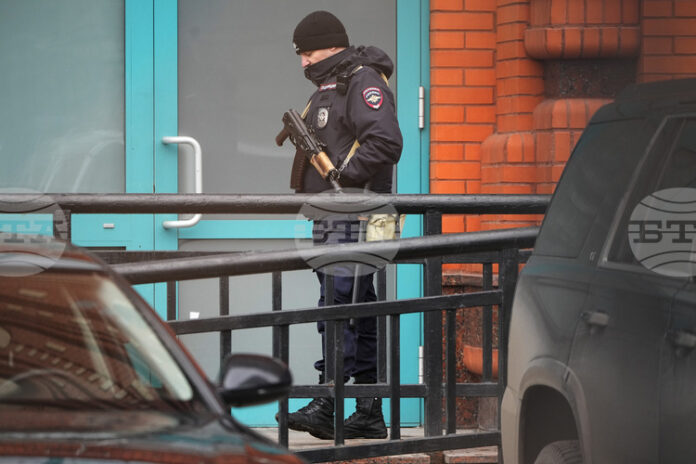 Руски военнослужещ е приет в болница след нападение, съобщиха властите Руски военнослужещ е приет в болница след нападение, съобщиха властите