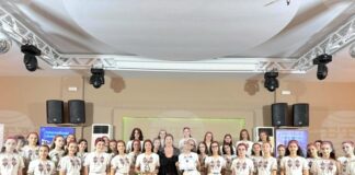 С първа награда и отличие се завърна шуменският детски хор "Бодра песен" от проведения в Гърция Международен фестивал "Музика и море"