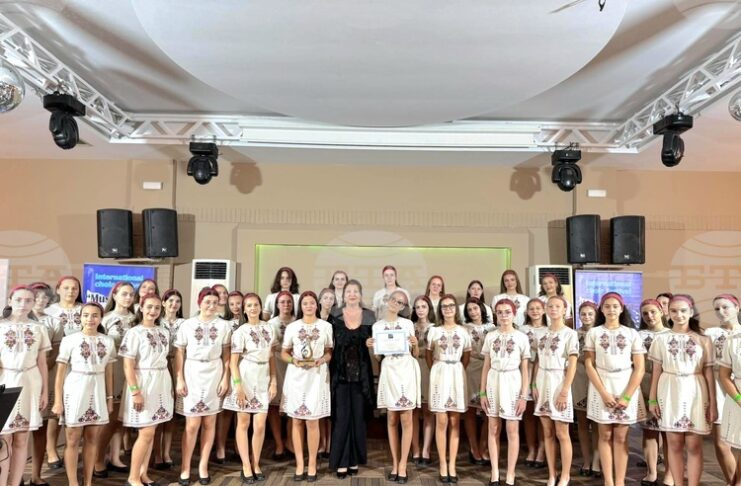 С първа награда и отличие се завърна шуменският детски хор "Бодра песен" от проведения в Гърция Международен фестивал "Музика и море"