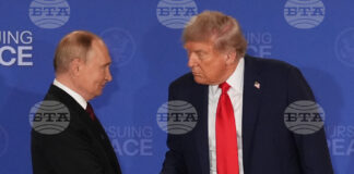 Руският президент Владимир Путин и президентът на САЩ Доналд Тръмп