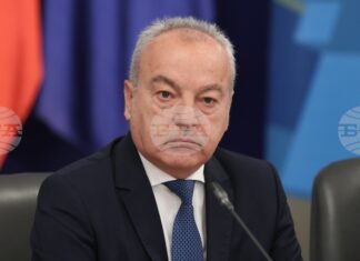Амбицията ни е да направим бюджет за 2027 г. с дефицит колкото се може по-близо до 3 процента от БВП, каза финансовият министър Гълъб Донев