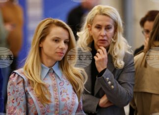 Избирателната активност на първия тур на президентските избори е 22,98%, съобщи говорителят на ЦИК Стоянка Балова Избирателната активност на първия тур на президентските избори е 22,98%, съобщи говорителят на ЦИК Стоянка Балова
