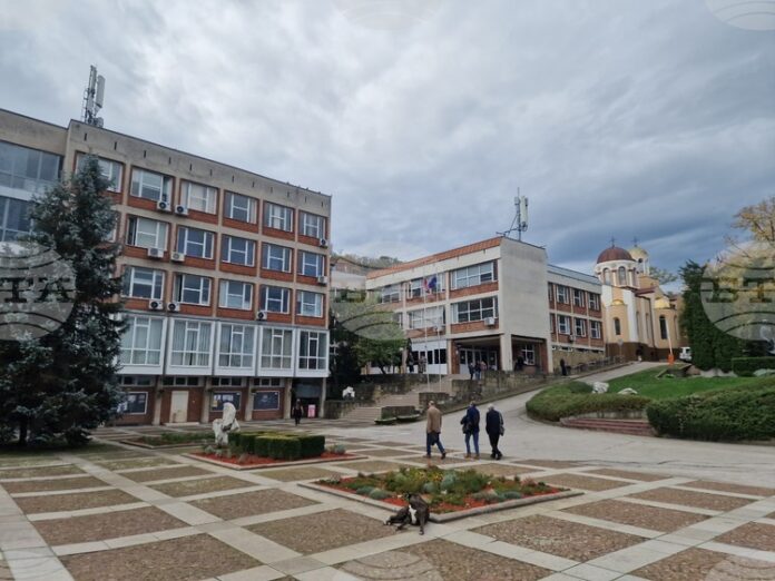 Международна научна конференция „Проблеми на устната комуникация“ събра участници от четири държави във Великотърновския университет