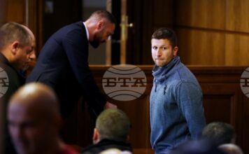 Служителя на Националната служба за охрана (НСО) Мартин Варадинов.