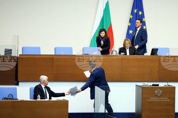 ОБНОВЕНА Парламентът подкрепи придобиването на още пет нови зенитно-ракетни комплекса по линия на инструмента SAFE