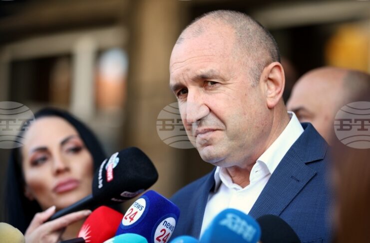 ОБНОВЕНА Правителството е решено да запази социалната програма и увеличението на пенсиите и майчинските в бюджета за 2027 г., каза премиерът Румен Радев
