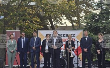 Общинското експо събира над 60 компании в рамките на Годишната среща на местните власти
