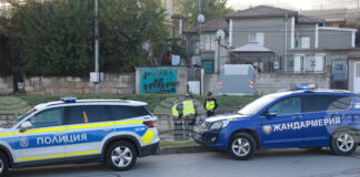 Общо 12 души са задържани при специализирана полицейска операция на територията на Софийска област
