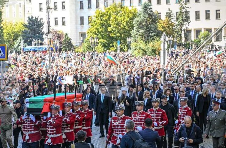 Преди повече от хиляда години цар Самуил защити Средец, а днес Средец го посреща достойно, каза кметът на София Васил Терзиев