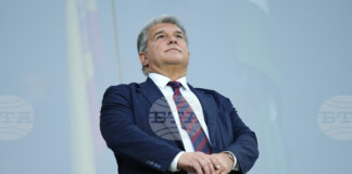 Президентът на Барселона Жоан Лапорта поздрави Лионел Меси за получаването на престижната награда "Принцеса на Астурия"