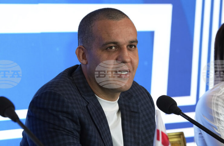Руски олигарх заяви, че синът на Доналд Тръмп му е върнал дарените по случай сватбата му средства