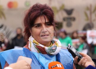 Служители на Столичната зоологическа градина излязоха на протест с искане за по-високи заплати Служители на Столичната зоологическа градина излязоха на протест с искане за по-високи заплати